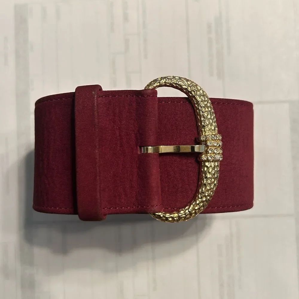 Vintage Christian Dior Burgundy Leather/Suede Belt(Size 70)